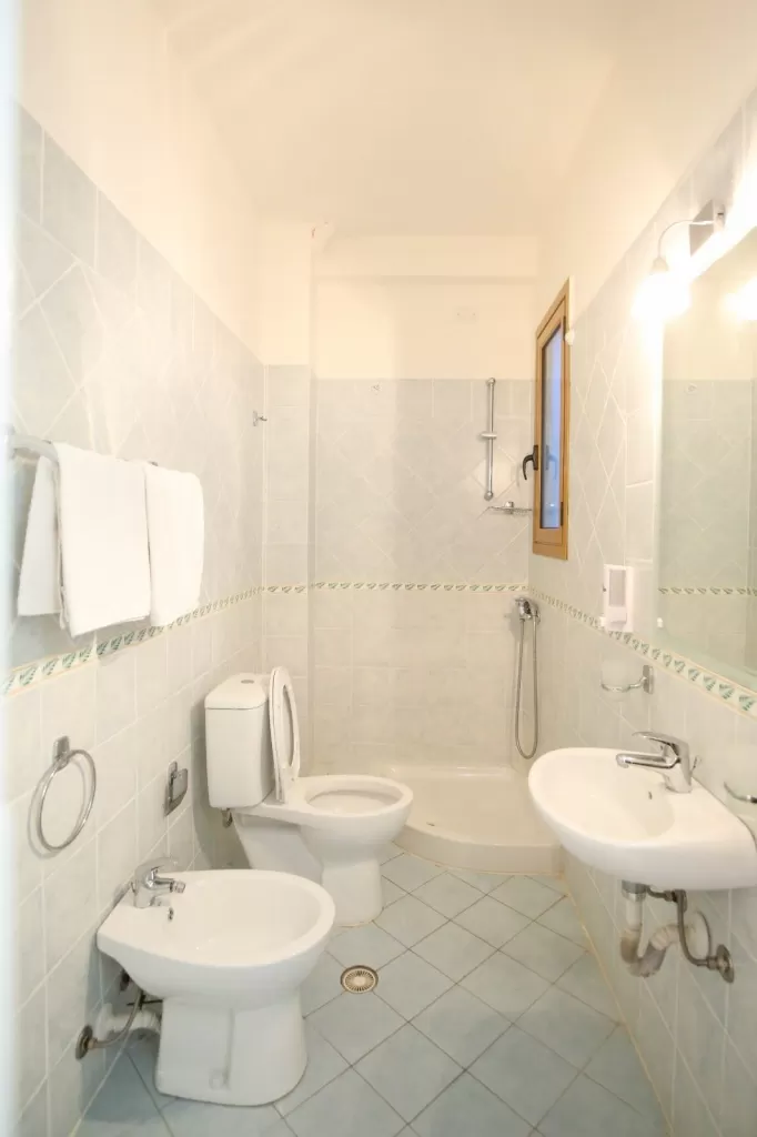 Jerolda - 16 - STD TRPL SV 5.jpg